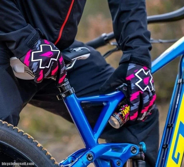 Original Muc-Off Brand MTB/MOTOCROSS Gloves